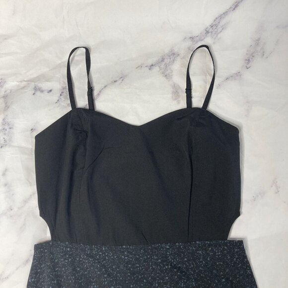 Hurley Black Color Block Maxi Dress Womens Size XS Cutouts Sleeveless Summer F6 - Picture 3 of 5